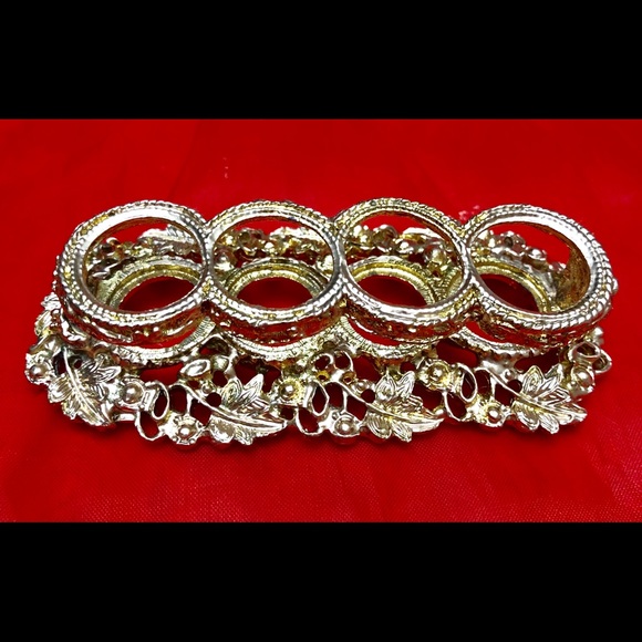 VTG LIPSTICK HOLDER MARKED “THE BUCKLERS”FOLIAGE GOLD METAL - Picture 5 of 7